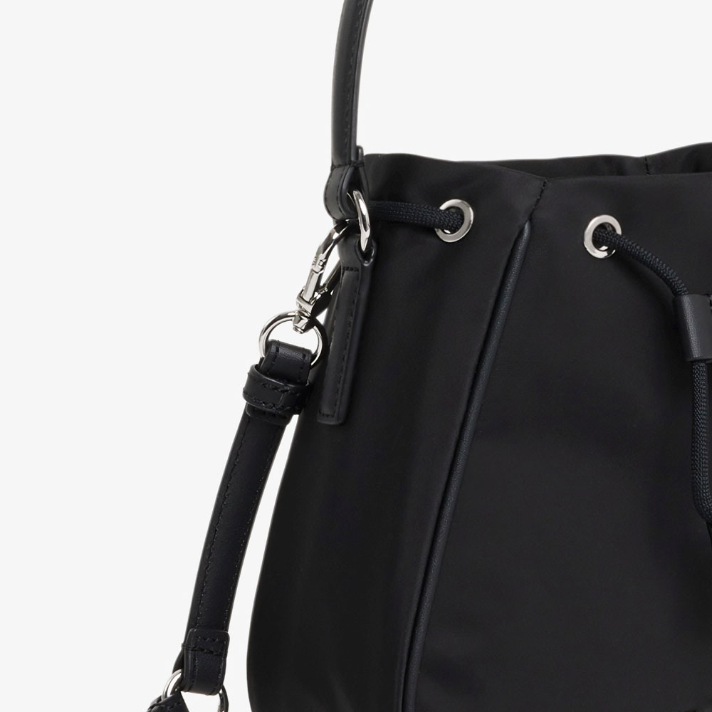 LACOSTE（ラコステ） ショルダーバッグ S BUCKET BAG nf5236dj メンズ