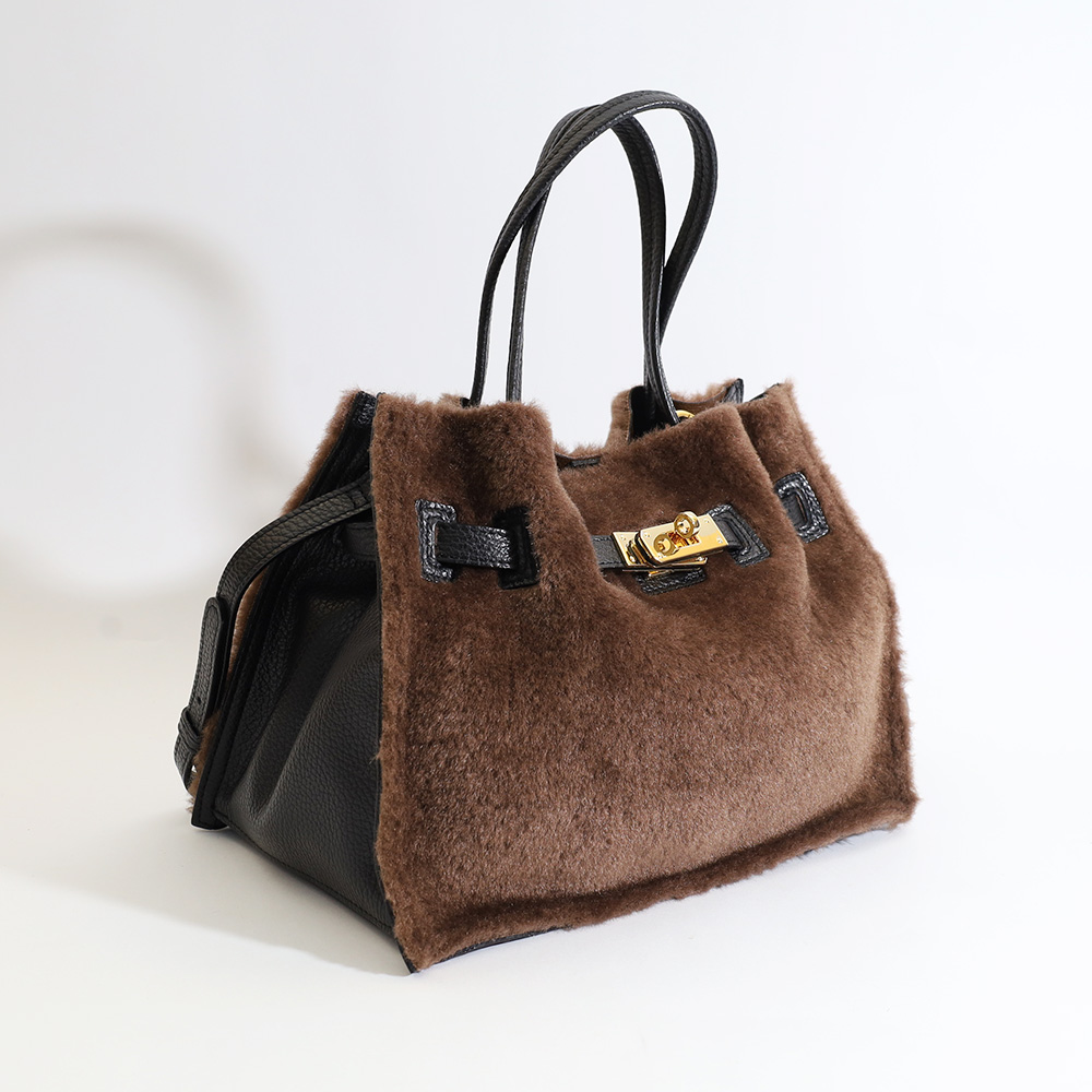 VIOLAd'ORO（ヴィオラドーロ） 10％OFFクーポン VIOLAdORO ELMO トート