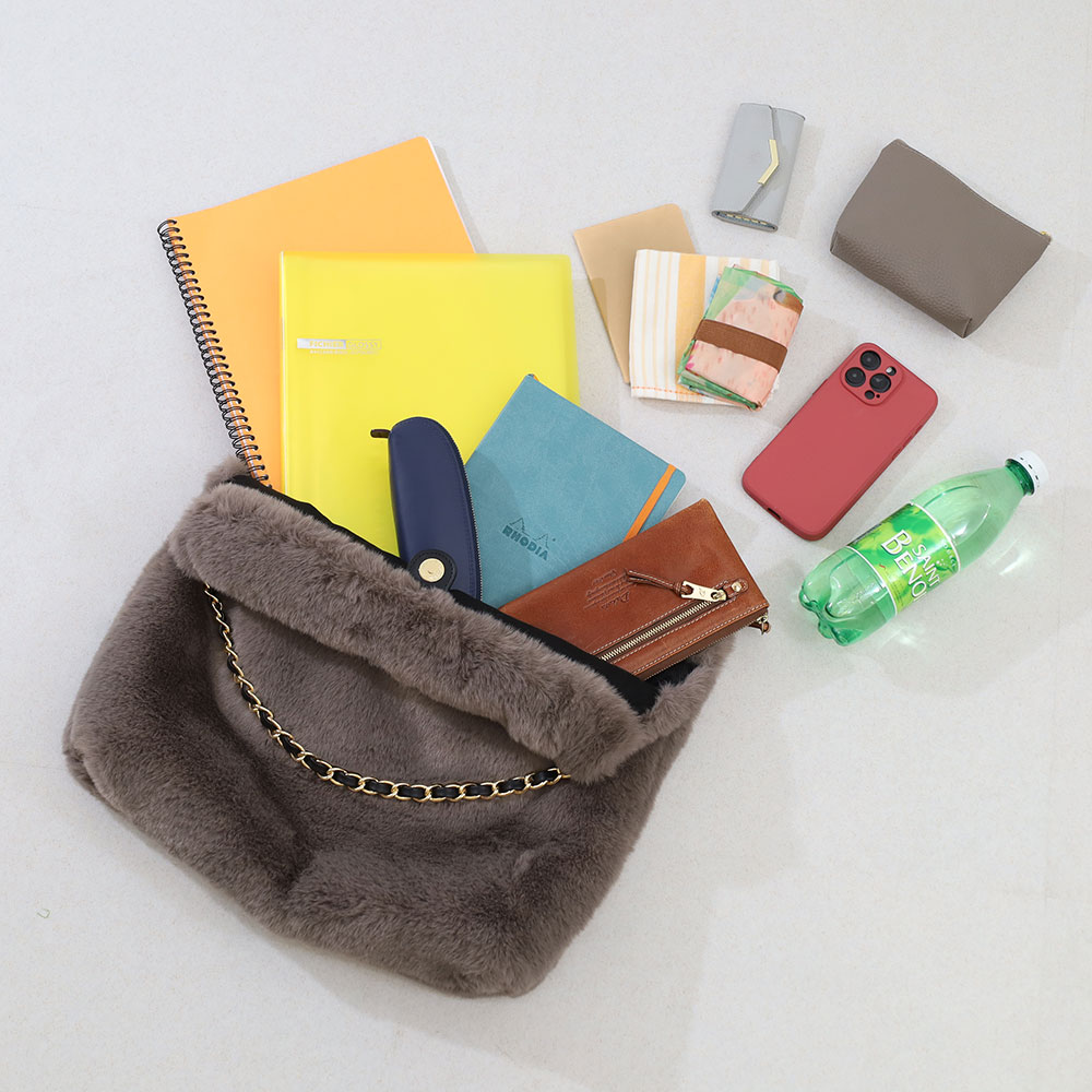 VIOLAdORO ヴィオラドーロ ハンドバッグ v-8924 レディース 5L もこもこ お出かけ 上品 大人 バッグ カジュアル レディースバッグ ポリエステル 牛床革 Italien VIOLAd'ORO（ヴィオラドーロ） VIOLAdORO ハンドバッグ v-8924