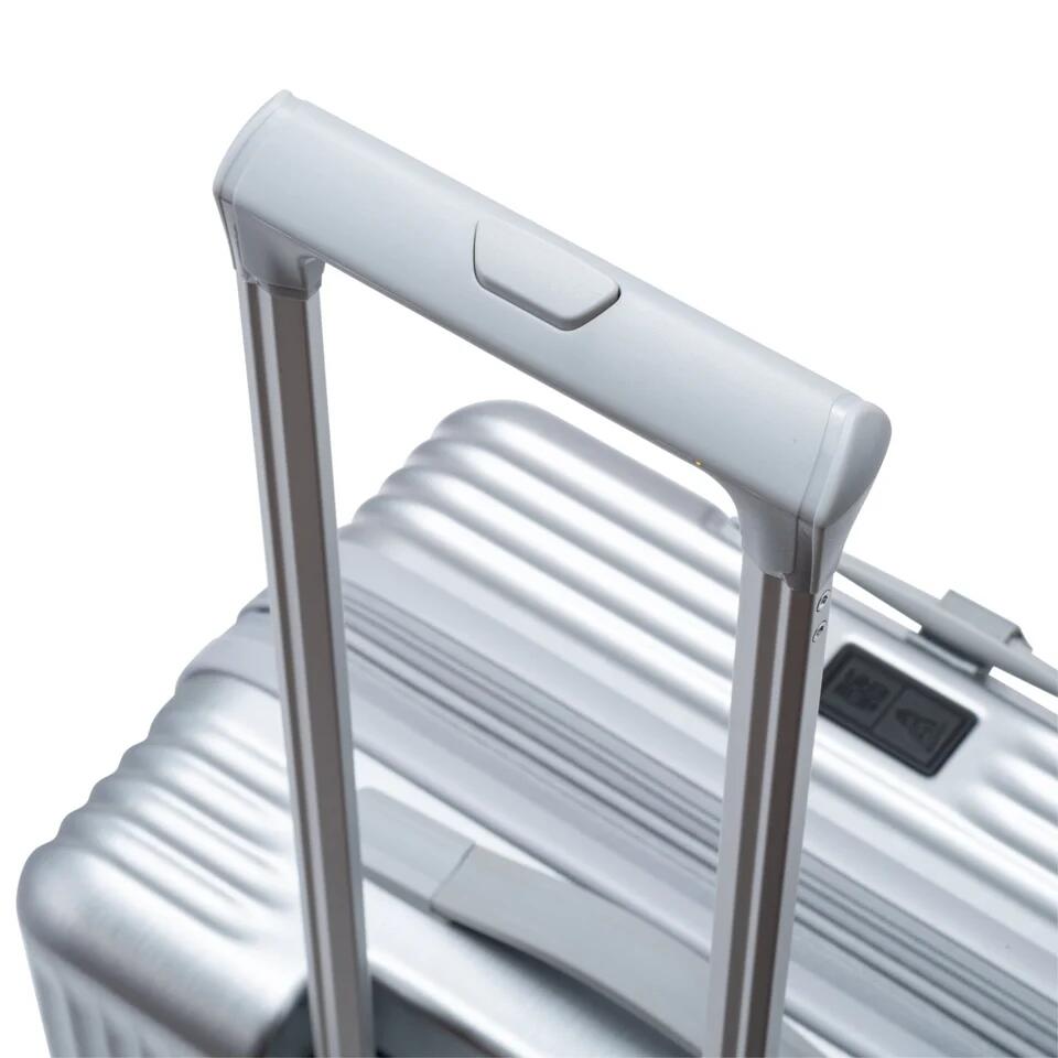 ニューエラ ホイールキャリーケース Mサイズ