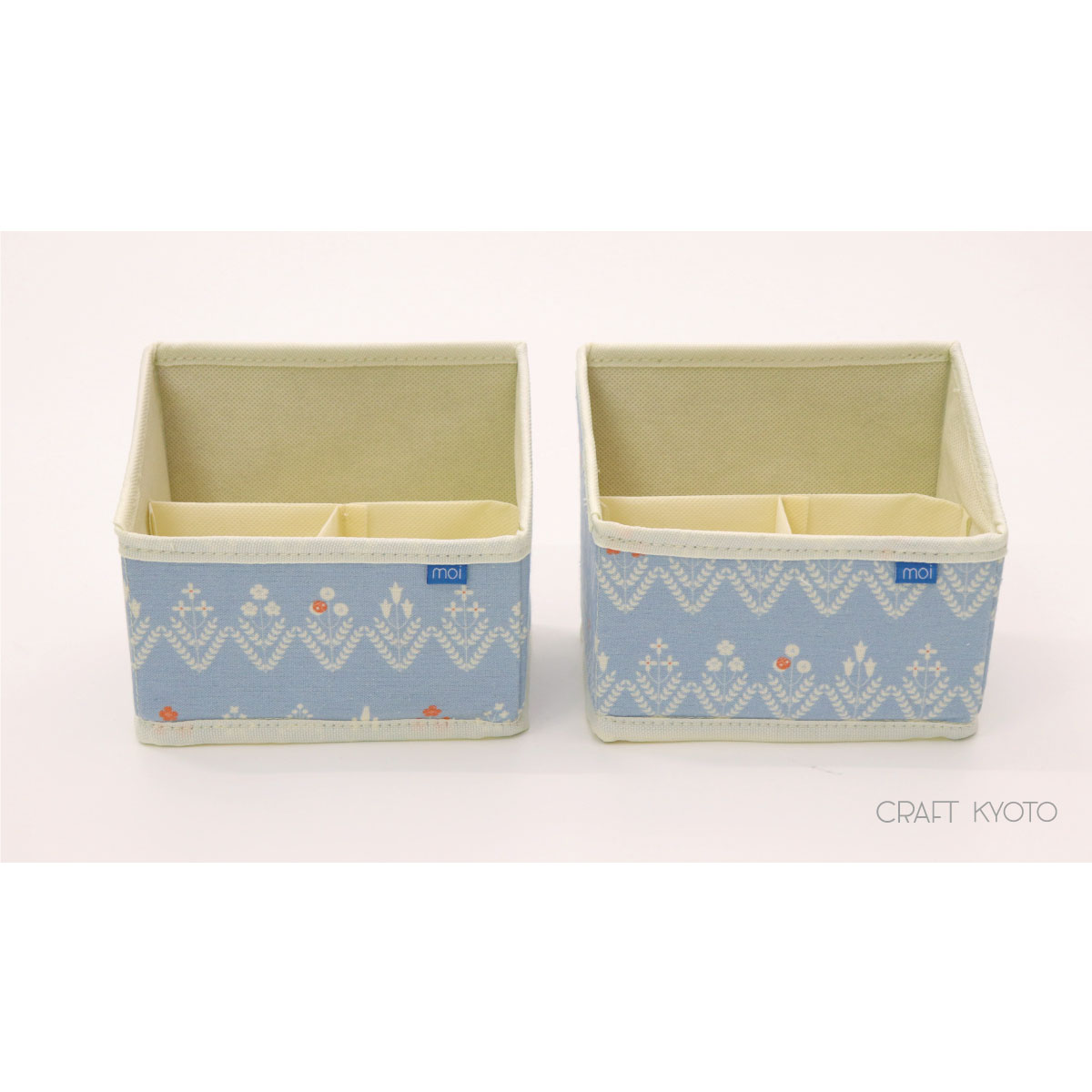 モイノ リモコンラック 柄の出方ブルー