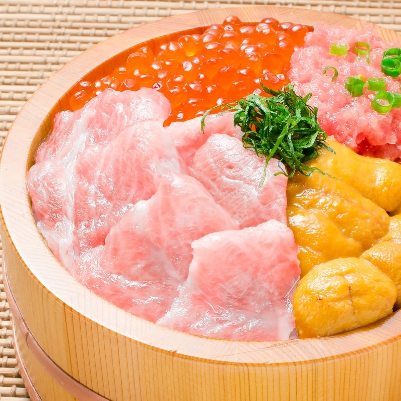 築地の海鮮丼セット 究極