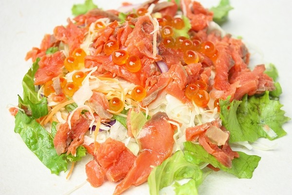 スモークサーモンサラダ
