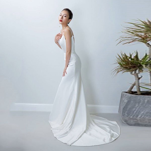 ウェディングドレス 白 二次会 花嫁 Aライン 大きいサイズ 海外挙式 
