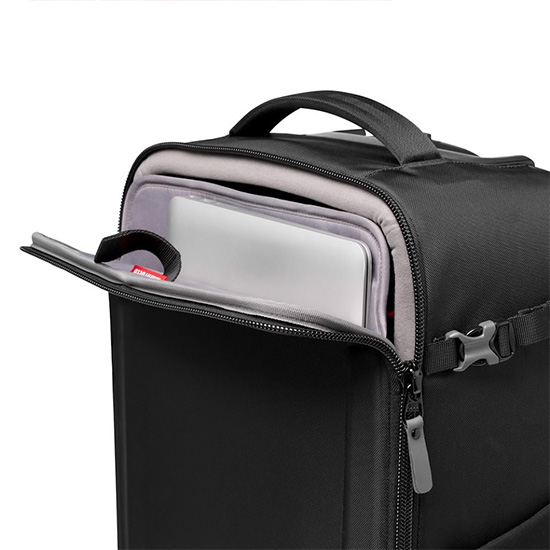 Manfrotto ローラーバッグ Advanced ローラーバッグIII 薄手でも中身をがっちり保護、機内持ち込みOKの「マンフロット
