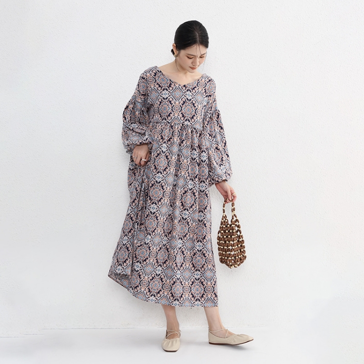 大きいサイズ レディース 秋　冬 ワンピース　花柄　リボン　新品 長袖　春 小花柄 ワンピース 長袖 レディース ロング 春 秋 花柄 ロング
