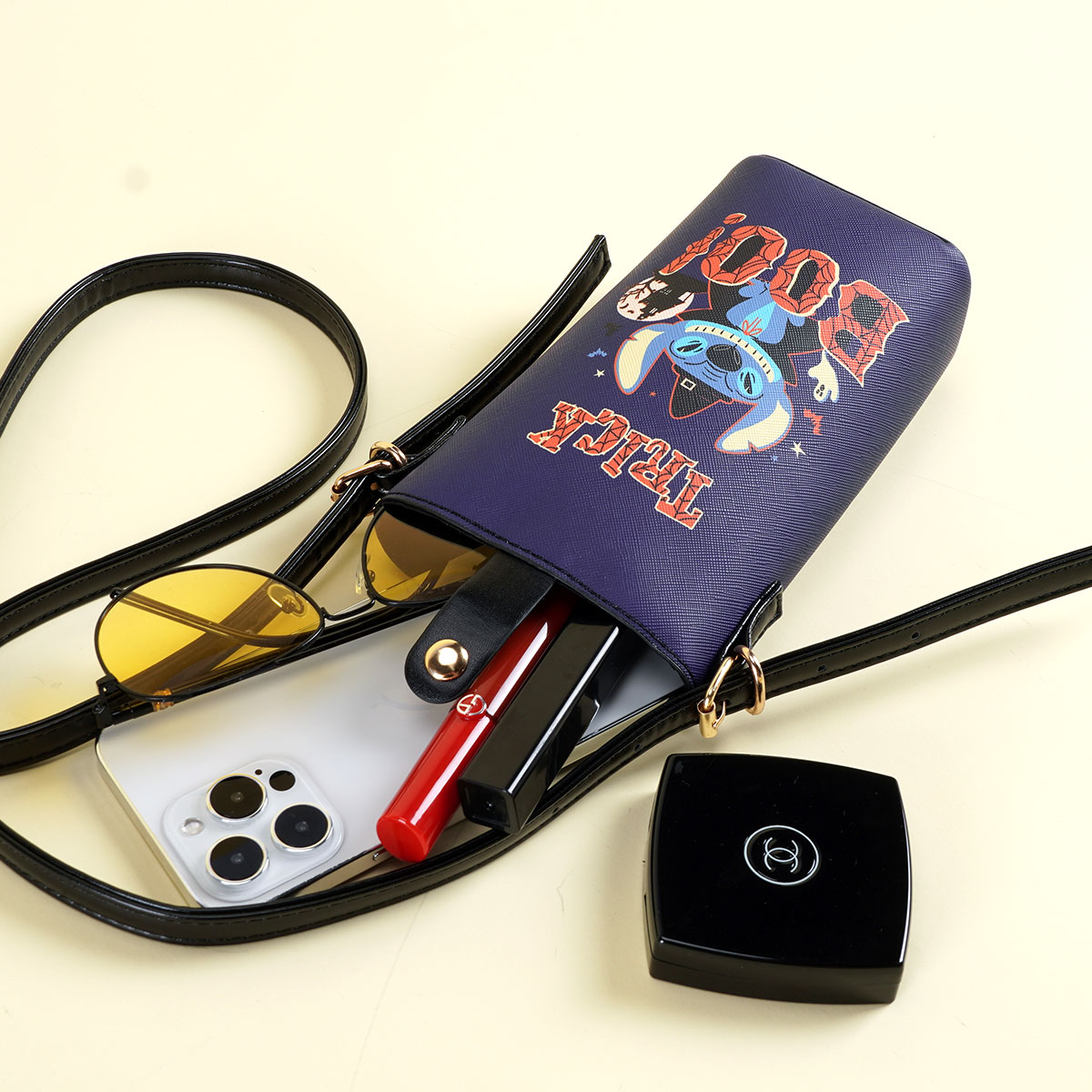 Disney ディズニー スマホケース DHF41190 スマホポーチ スマホ