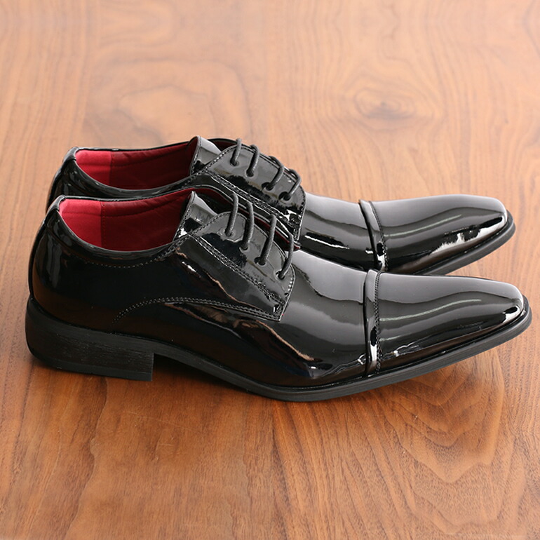 白以外のタキシードと相性抜群