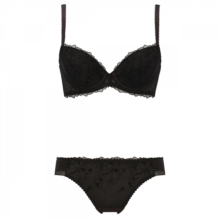 AMOSTYLE（アモスタイル） チャーミングラマー ブラ＆ショーツセット