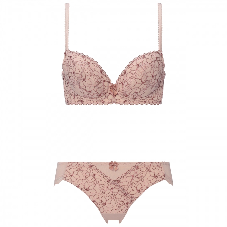 Triumph（トリンプ） すっきりスムースブラ ブラ＆ショーツセット(B,C