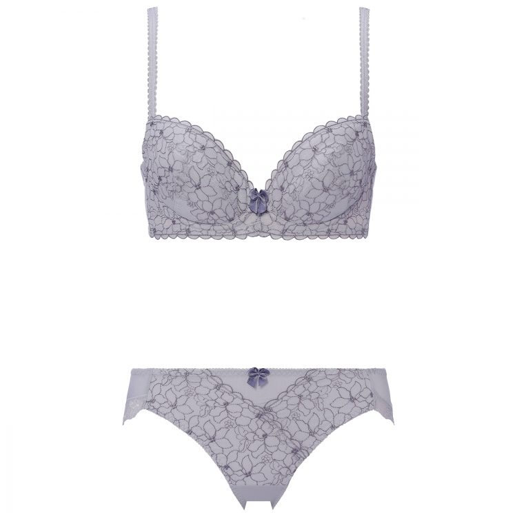 Triumph（トリンプ） 期間限定セール すっきりスムースブラ ブラ