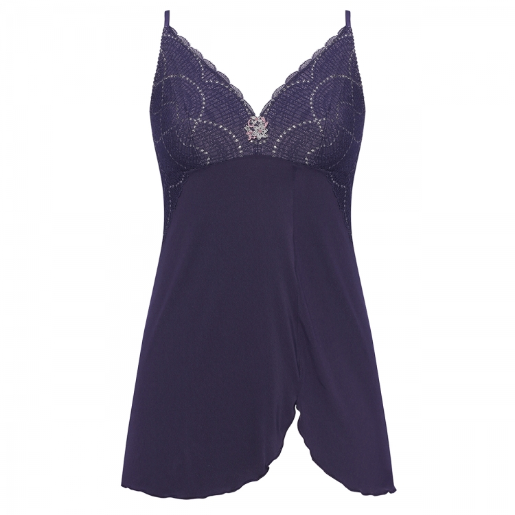 トリンプ　スリップ　新品未使用品　定価15000円 Triumph スリップ｜下着、靴下、部屋着｜ファッション おすすめ人気