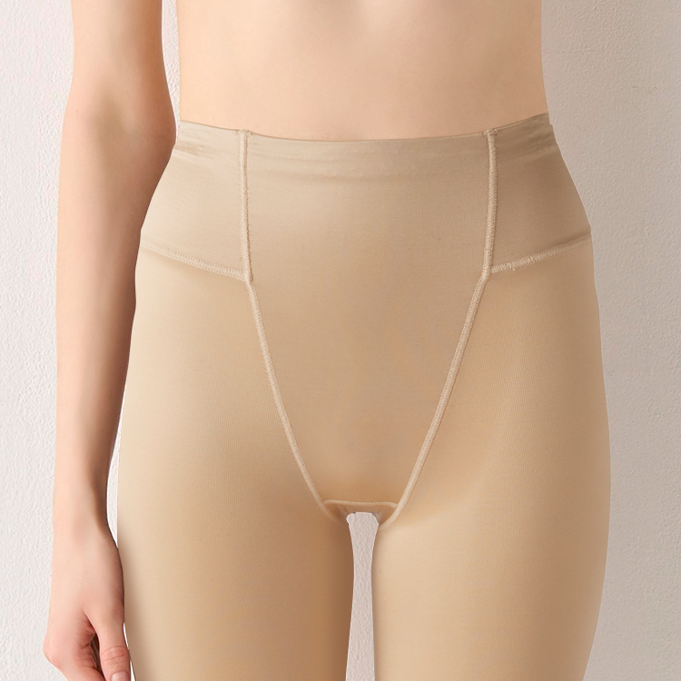 Triumph（トリンプ） ボディーライナー8240 3分丈ロングショーツ(M,L