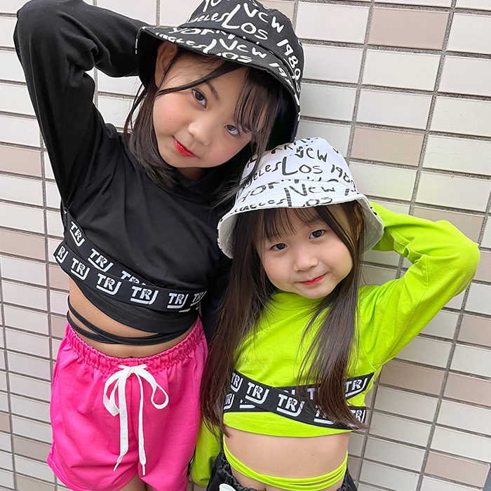 キッズダンス衣装 ハイネック 長袖 Tシャツ ウエストリボン ショート丈 キッズダンス衣装 ハイネック 長袖 Tシャツ ウエストリボン ショート丈