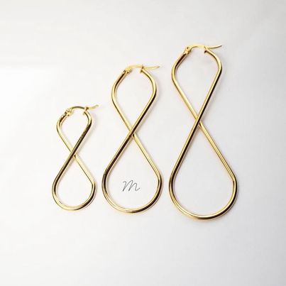 18KGP サージカルステンレス 大ぶりフープピアス 8の字 1ペア