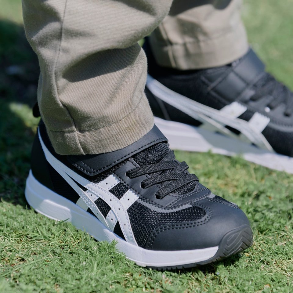 ASICS（アシックス） スニーカー キッズ SUKU2 ネイラ MINI 1144A372