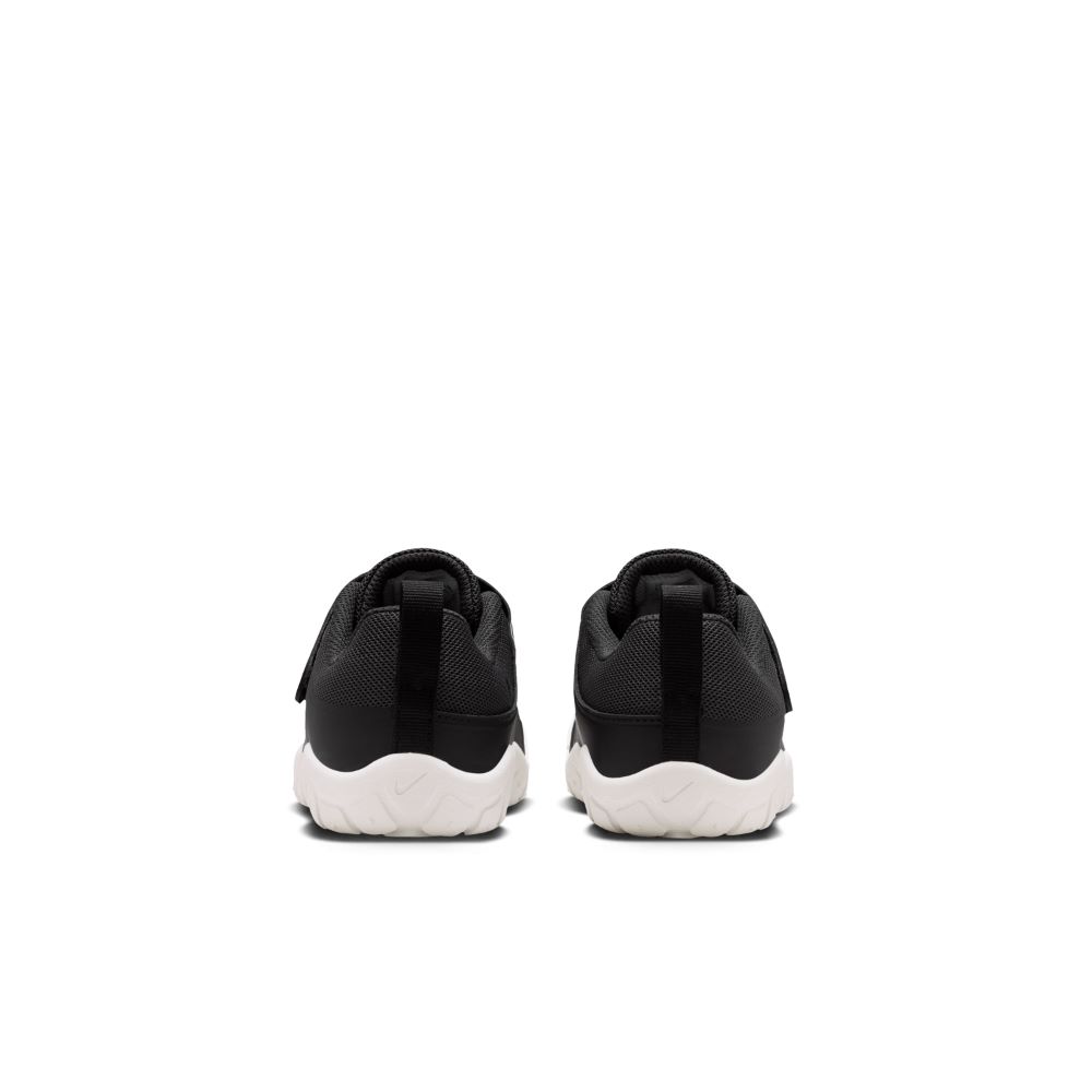 NIKE（ナイキ） スニーカー キッズ 子供靴 スウッシュ 1