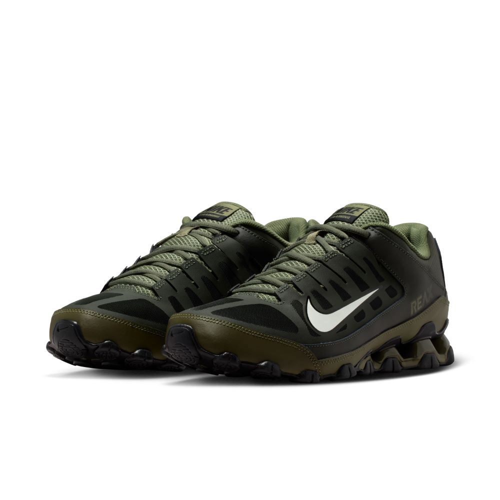 NIKE（ナイキ） スニーカー メンズ リアックス 8 TR メッシュ 621716