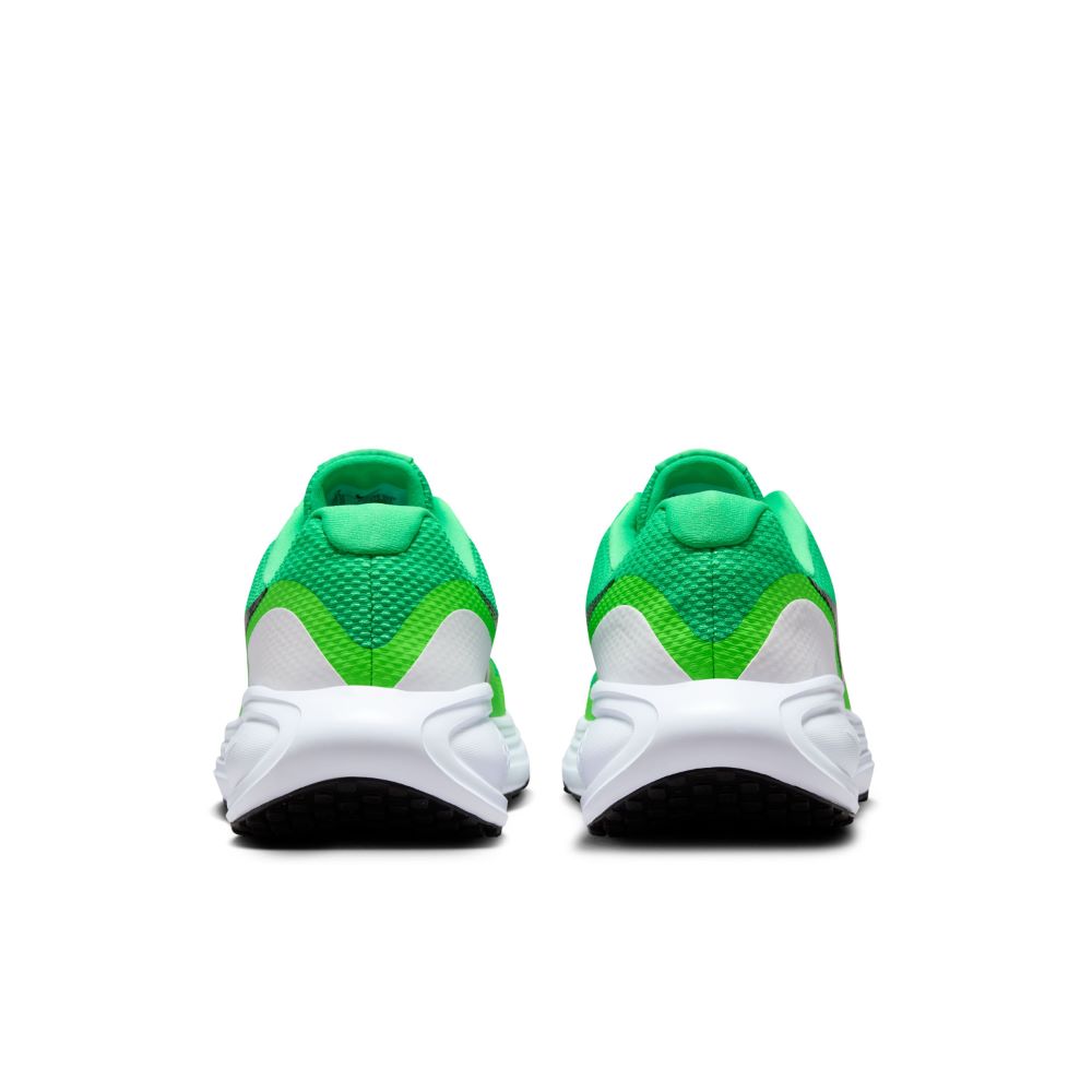 NIKE（ナイキ） スニーカー メンズ Revolution 8 レボリューション8