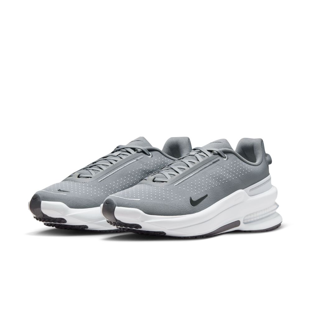 新品 NIKE  スニーカー 29cm NIKE（ナイキ） スニーカー メンズ エアズーム アップターン SC IB2746