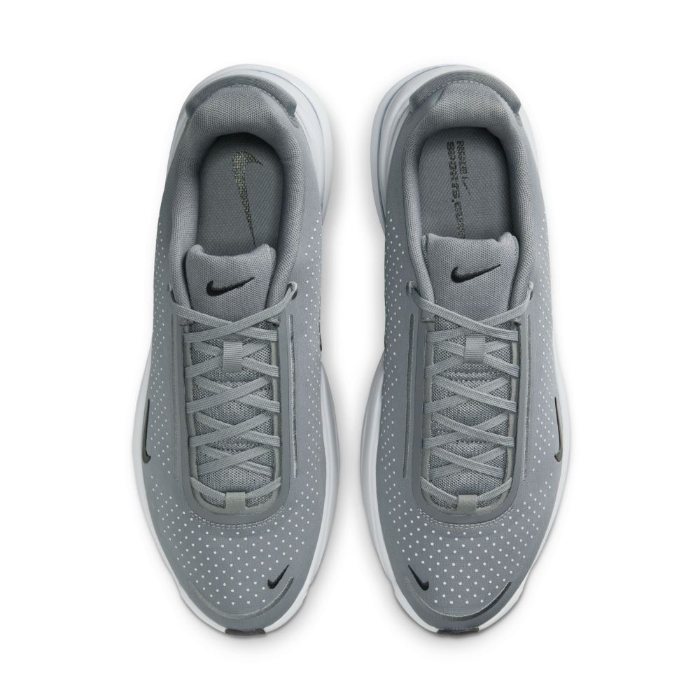NIKE（ナイキ） スニーカー メンズ エアズーム アップターン SC IB2746