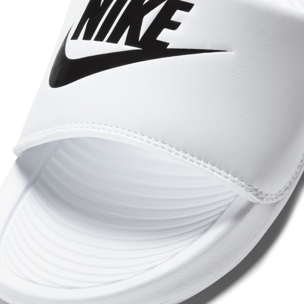 NIKE ナイキ サンダル レディース ヴィクトリーワン スライド