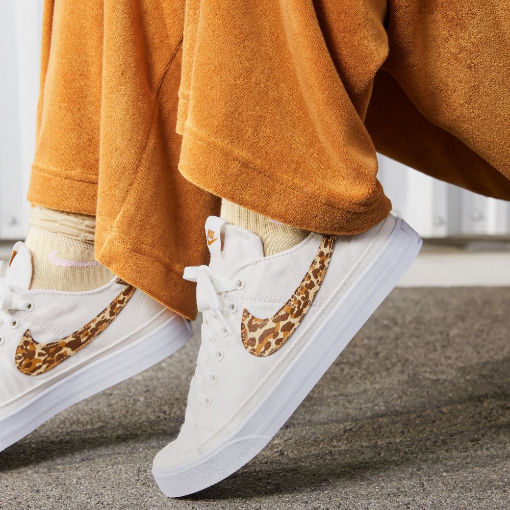 美品　ナイキ　レオパード柄　海外輸入　テニス　スコート　NIKE org.jpg