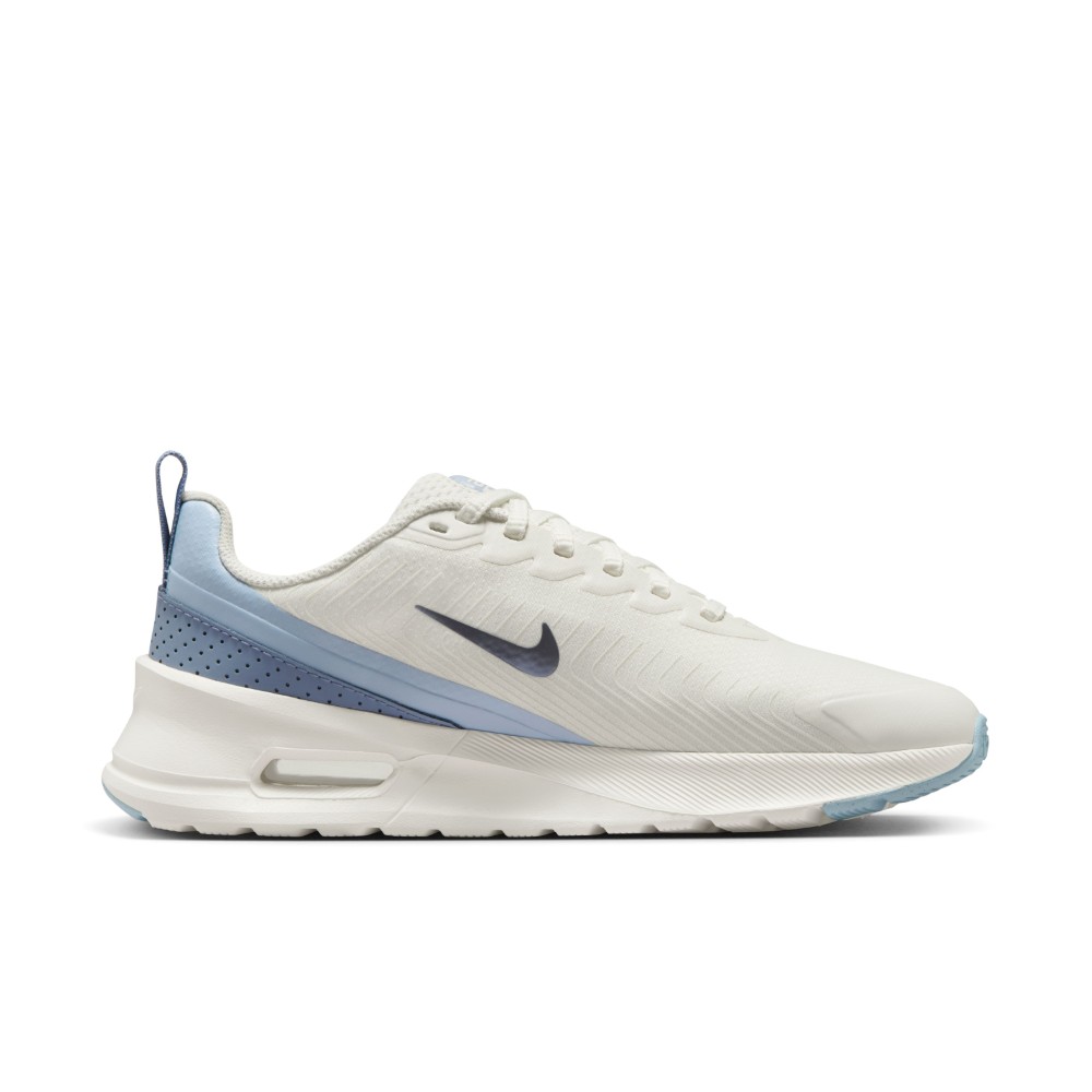 NIKE スニーカー レディース ナイキ エアマックス ニュアクシス
