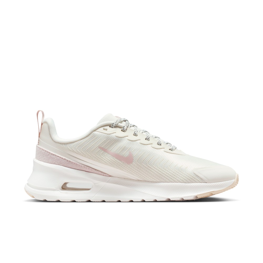 NIKE（ナイキ） スニーカー レディース エアマックス ニュアクシス