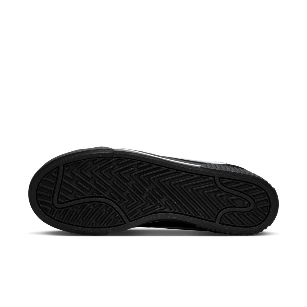 NIKE（ナイキ） スニーカー レディース コート レガシー リフト LE