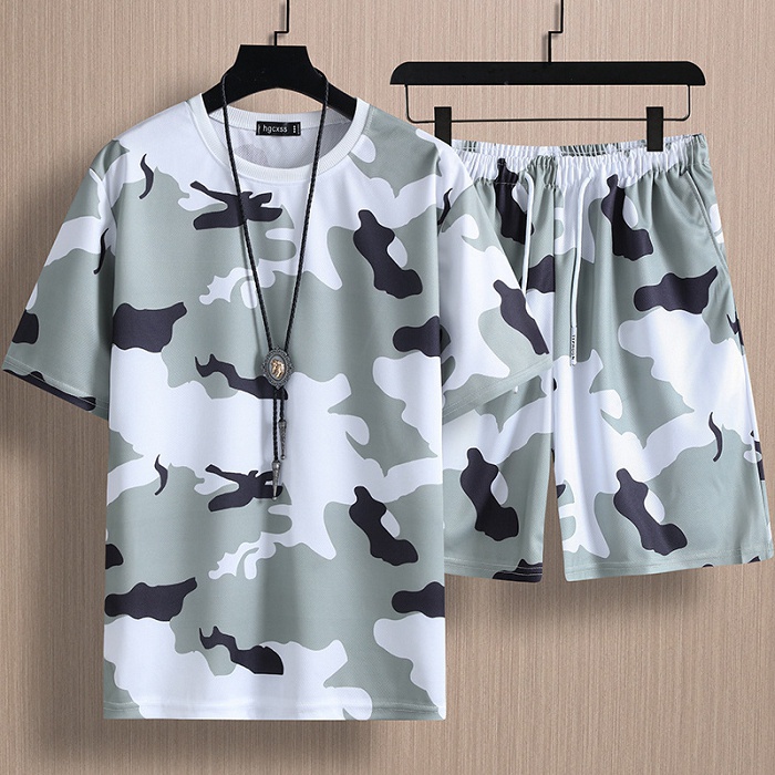 上下セット メンズ 迷彩柄 短パンセット セットアップ Tシャツ ハーフ