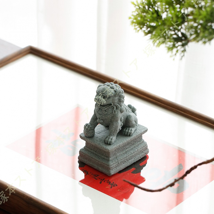 獅子 ライオン 置物獅子 狛犬 招財 風水 開運 置物風水グッズ 金運