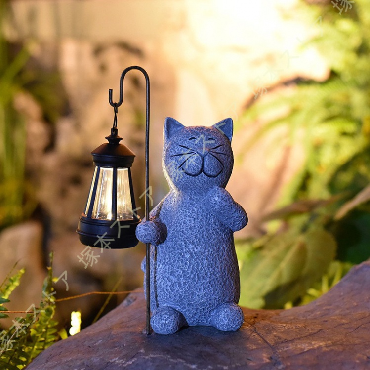 猫 置物 LEDライト ソーラー猫の飾り 屋外 アニマル 樹脂 庭の装飾