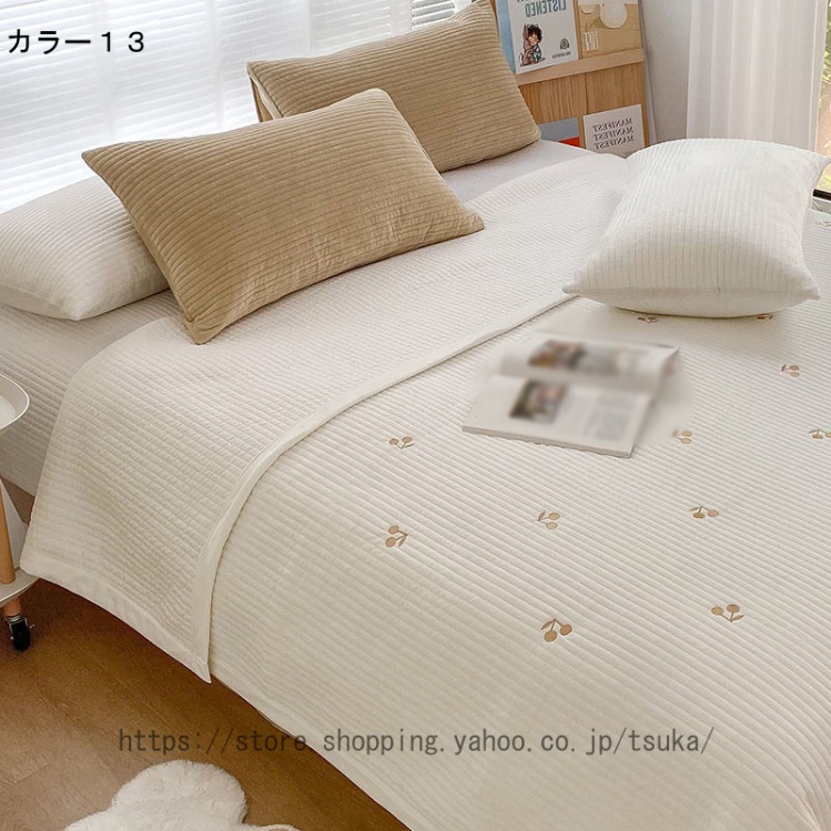ベッドカバー マルチカバー ベッド用 北欧 寝具カバー 3点セット ベッドスプレッド キルト おしゃれ フリル ベッドシーツ ダブル 単品 丸洗いOK 四季適用 高級の画像