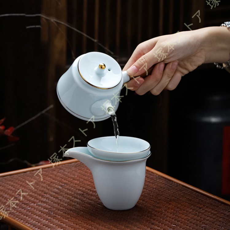 可愛すぎる茶ジャー奥様ティーポットセット
