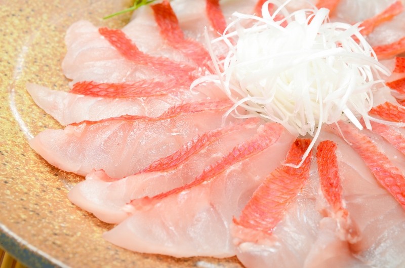 キンメダイ きんめだい 金目鯛 湯引き スライス 10枚入り 3パック 冷凍 お刺身 生食用 国産 天然 金目鯛 切り身 しゃぶしゃぶ Kinme Slice 3p うに カニ まぐろなら築地の王様 通販 Yahoo ショッピング