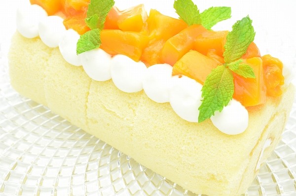 マンゴーロールケーキ1