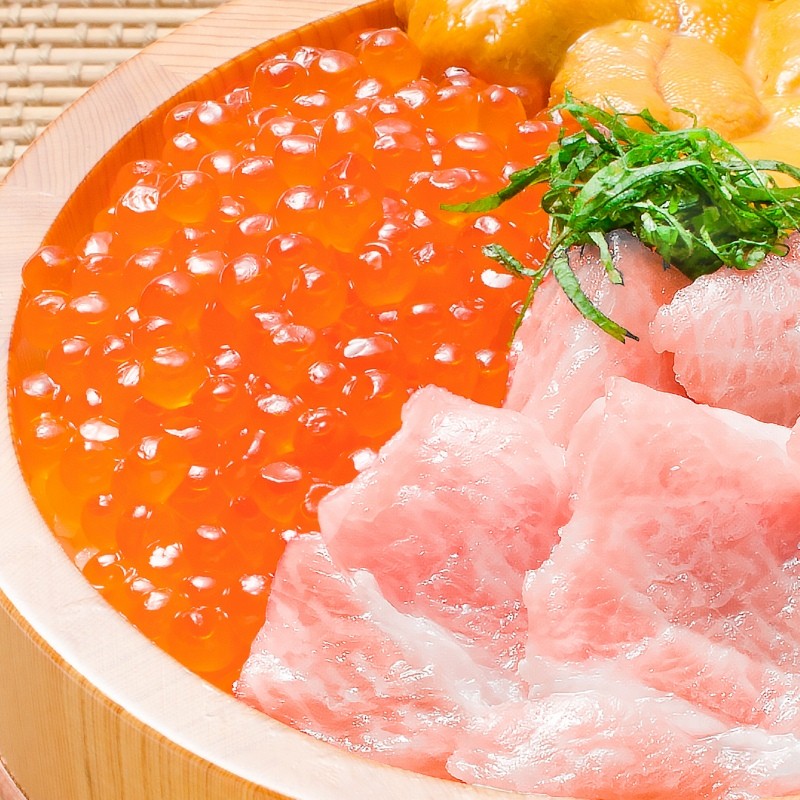 築地の海鮮丼セット 至高