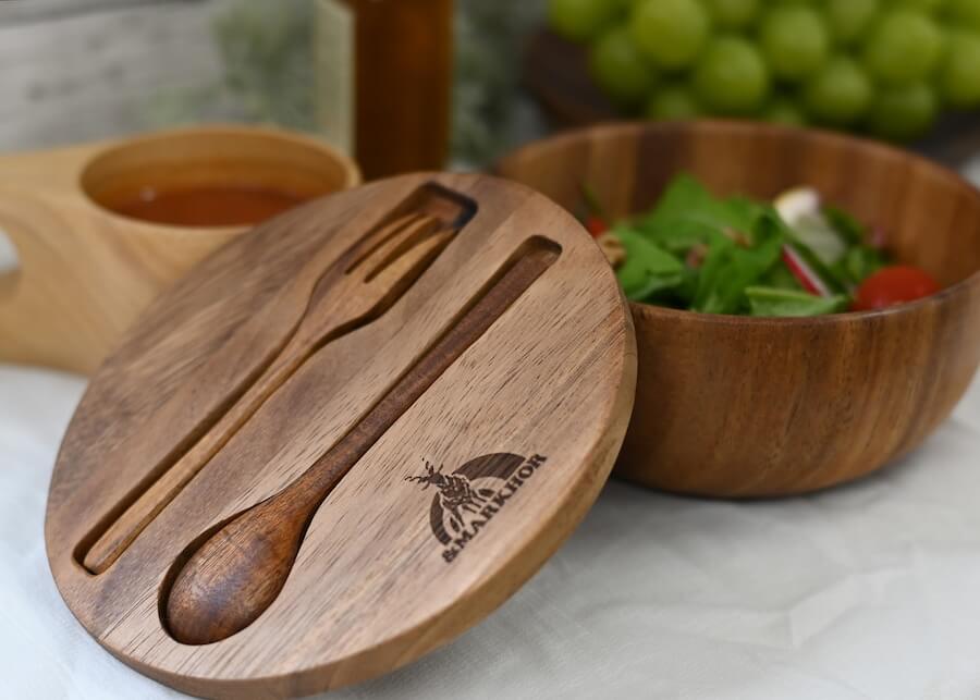 ハイジ　食器セット 白い鍋　木製ボウル　木製皿　マグカップ　スプーン　フォーク minona_sp_08.jpg