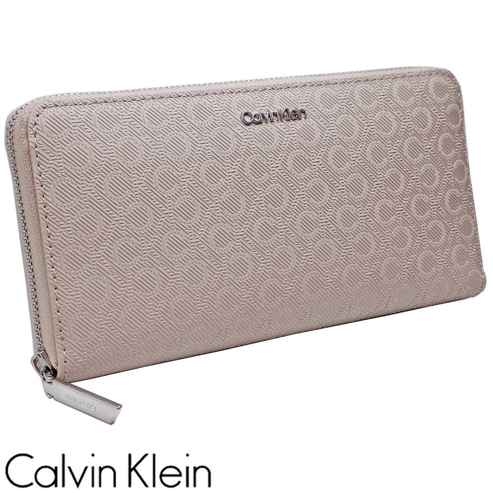 未使用☆カルバンクライン キルティング　ラウンドファスナー　長財布 Calvin Klein（カルバン・クライン） 長財布 ラウンドファスナー