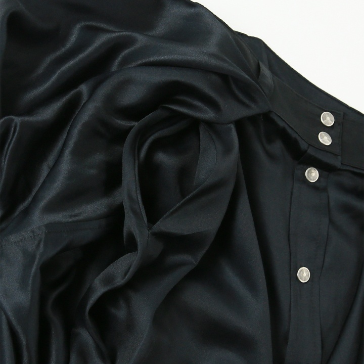 DIESEL BLACK GOLD☆シルクスカート☆新品未使用☆ピンクベージュ☆ DIESEL BLACK GOLD☆シルクスカート☆新品未使用☆ピンク