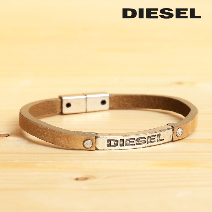 ディーゼル DIESEL レザーブレスレット メンズ レディース 男女兼用 牛革 本革 ワンタッチマグネット ナローブレスレット ARROX