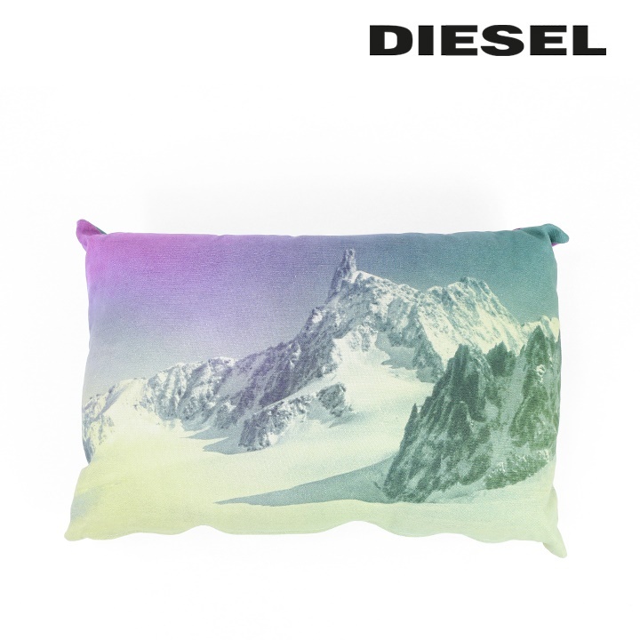 ■新品未使用■ Diesel Zucchi ディーゼル コラボ クッション 枕 die-m-a-94-914.jpg