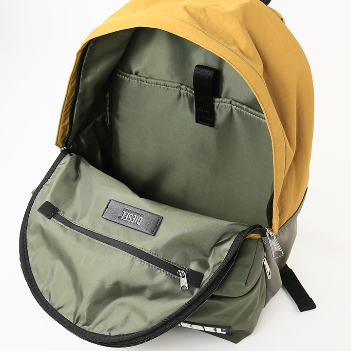 DIESEL（ディーゼル） リュックサック バックパック 鞄 メンズ バイ
