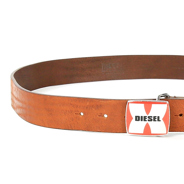 ✨ユジンユジン✨ DIESEL ロゴ ✨本革 レザー バックル ベルト DIESEL ディーゼル レザーベルト メンズ 牛革 本革 ロゴバックル