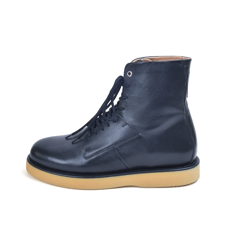 ディーゼルヴィンテージメンズブーツ D-TEXAN CH D-Texan-Harness boots in distressed leather