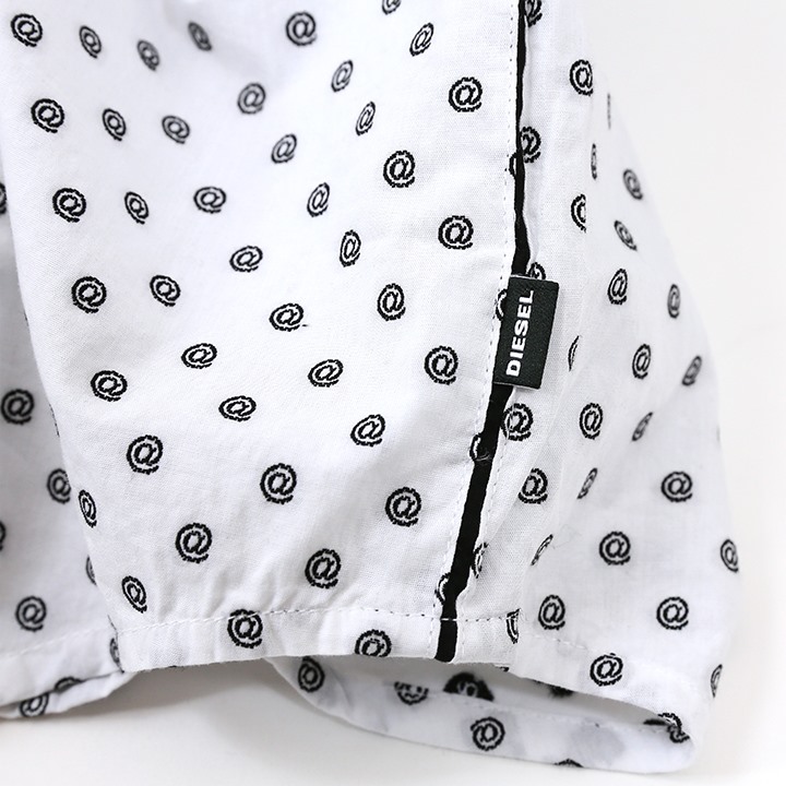 DIESEL ディーゼル 長袖 ジップアップ シャツ 総柄 サイズＬ相当 DIESEL ディーゼル 長袖 ジップアップ シャツ 総柄 サイズL相当