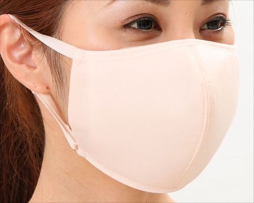 ツーヨン公式最安値 訳あり 格安 おしゃれ UVカット 洗える布マスク 64%オフ 立体3層構造 2枚入 接触冷感繊維 調整できるフラットテープ使用 T-76 |  | 03