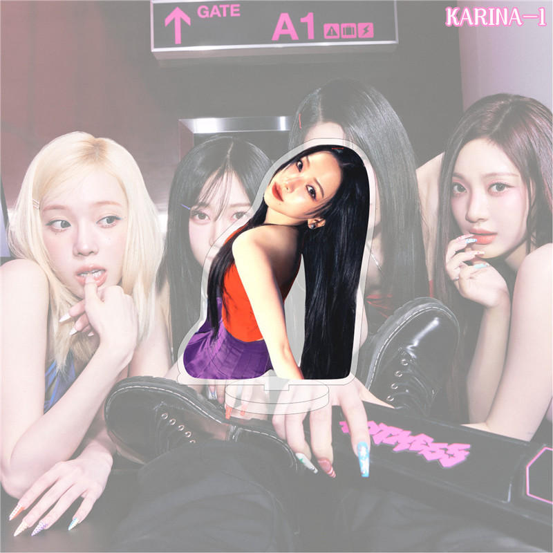 2番目半額 aespaグッズ HOT MESS アクリルスタンド 写真立て