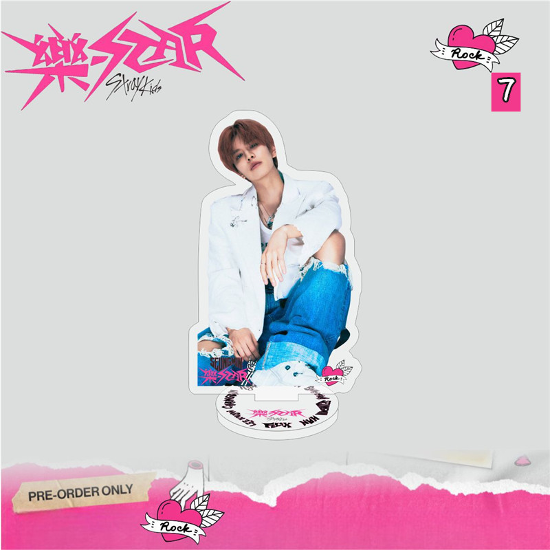 2番目半額 Stray Kidsグッズ 樂-STAR アクリルスタンド 写真立て 卓上